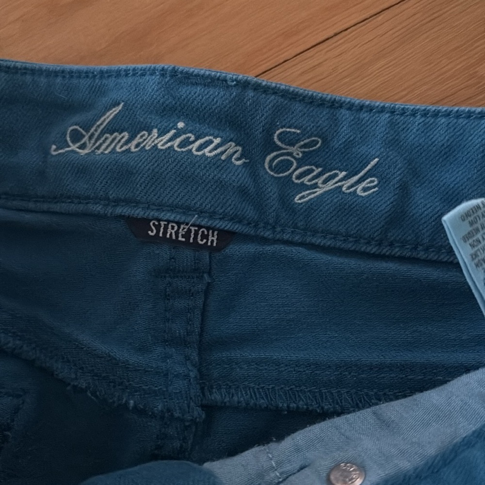 Blue Denim Women's Shorts- American eagle size 4 - Picture 3 of 5